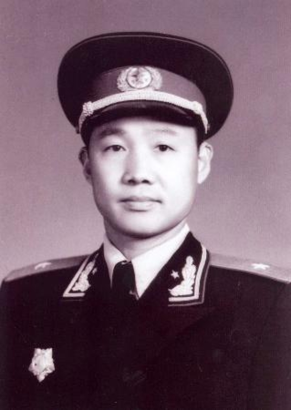 栗在山(1955年被授予少將軍銜)